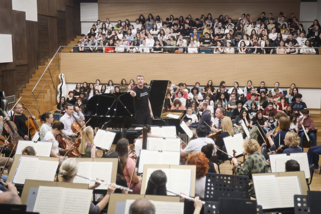 „Carski koncert” zajedno sa Korobejnikovim i Felcom u Filharmoniji: Muziciranje posvećeno Beču