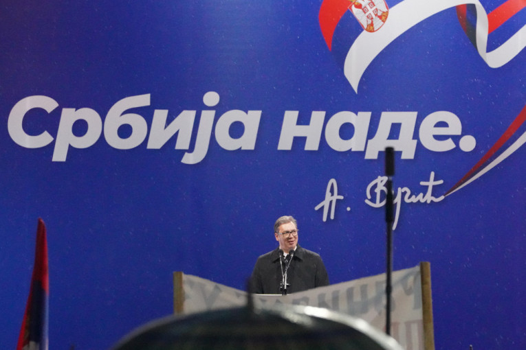 Predsednik se obratio na skupu "Srbija nade": Ponosan sam na samostalnu i nezavisnu politiku koju naša zemlja vodi!
