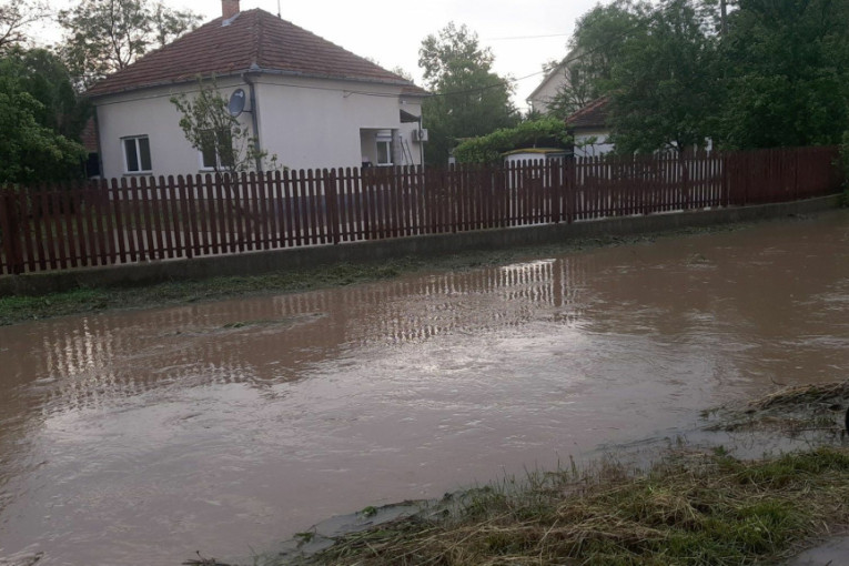 Kakva je situacija sa poplavama u Srbiji? Oglasio se MUP o evakuaciji