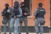 Novi upad tzv. kosovske policije: Duge cevi, fantomke i panciri u Severnoj Mitrovici