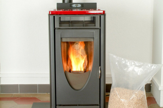 Stovarišta puna ogreva! Mogu li građani da se "pogađaju" oko cene