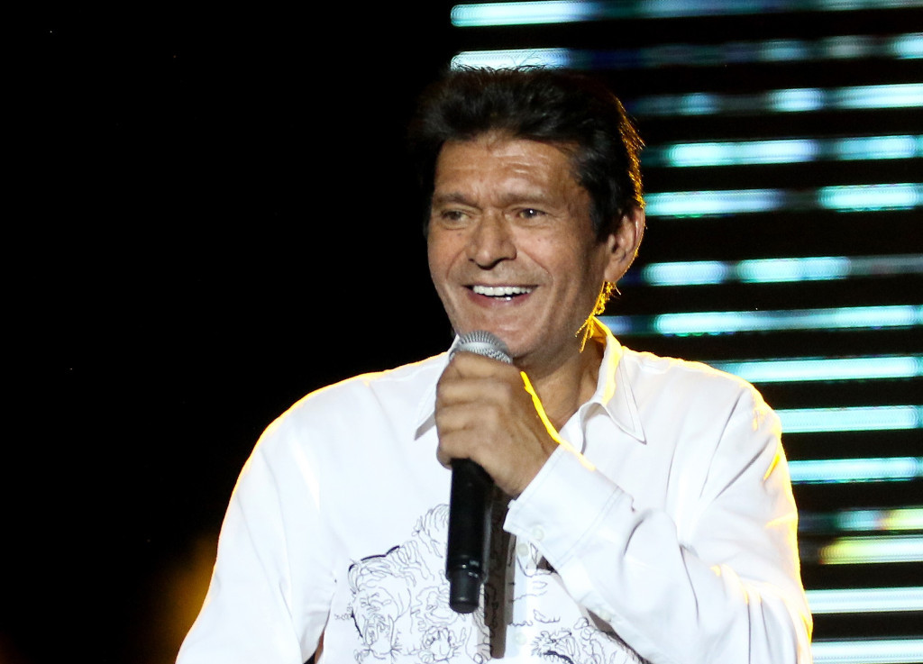 Sinan Sakić bi danas napunio 69 godina: Život mu je bio pun skandala, a u pesmama je ostavio dušu!