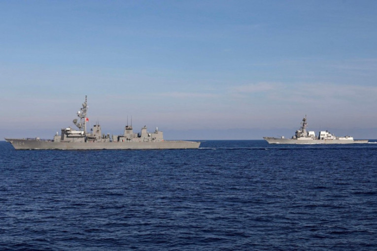 Zapad ponovo provocira Kinu: Ratni brodovi SAD i Kanade u Tajvanskom moreuzu!