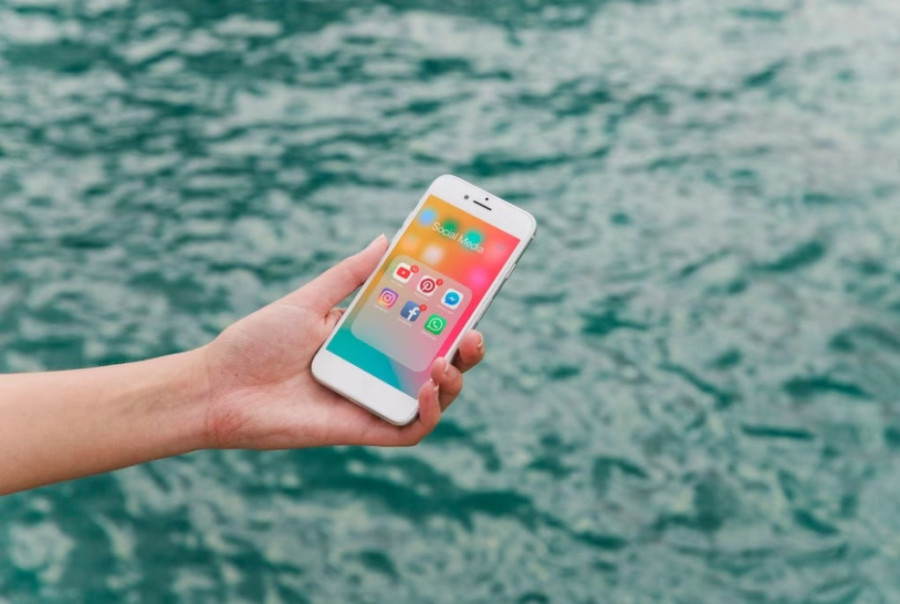 Imate veliki telefon i samo jednu slobodnu ruku, ne brinite: Evo kako da pistupite režimu rada sa jednom rukom na svakom mobilnom uređaju