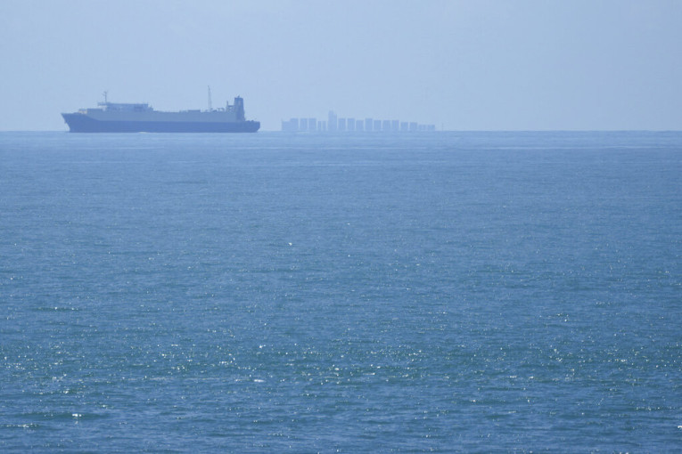 Kineski brod se približio američkom razaraču na manje od 140 metara: Drama u Tajvanskom moreuzu (VIDEO)