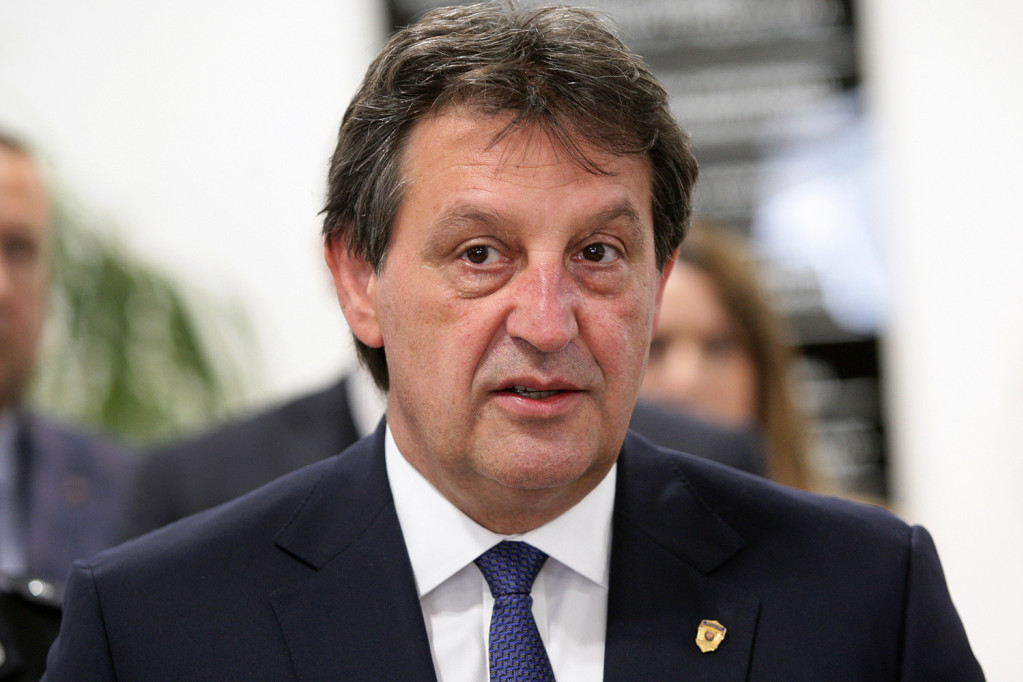 Gašić naložio formiranje štaba u Malom Zvorniku radi suzbijanja iregularnih migracija!