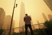 U Njujorku ne može da se diše: Zagađenje ogromno, svi nose maske (VIDEO)