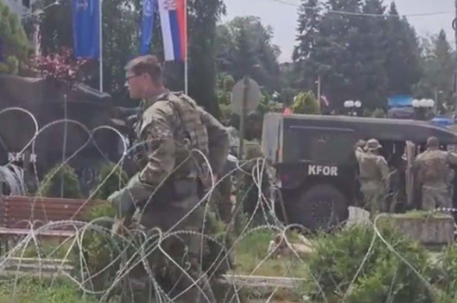 "Dočepali smo se Euleksovog dokumenta, znate li šta tamo piše..." Vučić o napadima na Srbe na KiM