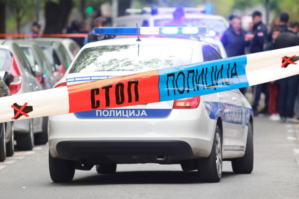 Haos na ulicama Beograda: Bahati vozač kolima udario policajca, pa pokušao da pobegne