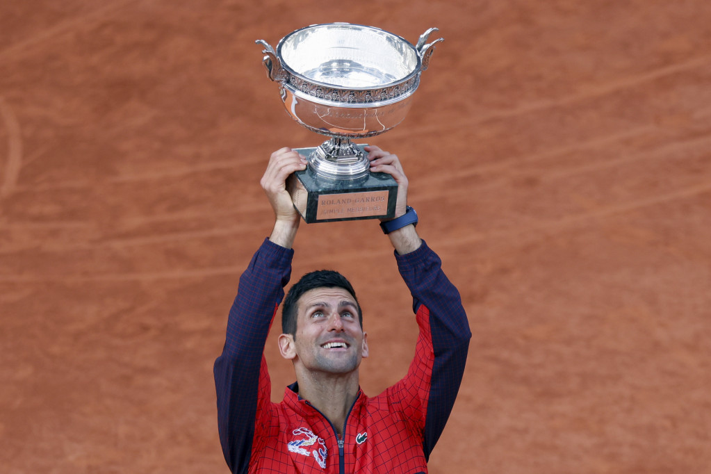 Stigla čestitka od najvećeg rivala: Nadal se prvi poklonio Đokoviću!