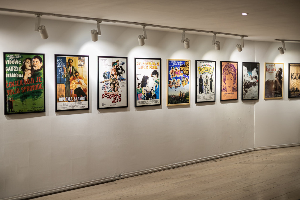 Kako su izgledali plakati najboljih domaćih filmova osamdesetih: Otvorena izložba "Tragovi jednog vremena" (FOTO)