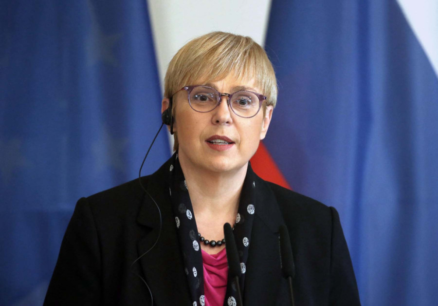 Slovenija uzburkana zbog misterije saobraćajne nezgode predsednice: Zašto krije ko su joj bile saputnice
