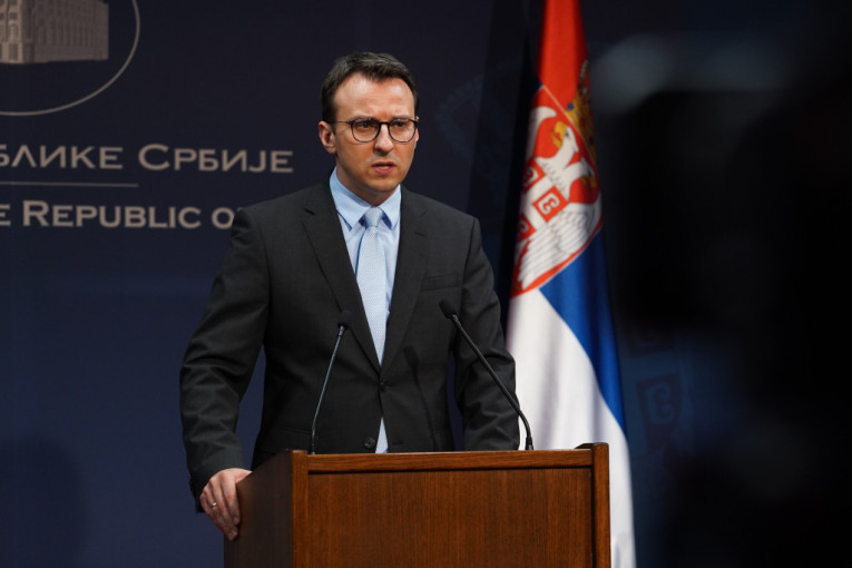 Vanredna konferencija: Petar Petković se obraća građanima u 16 časova