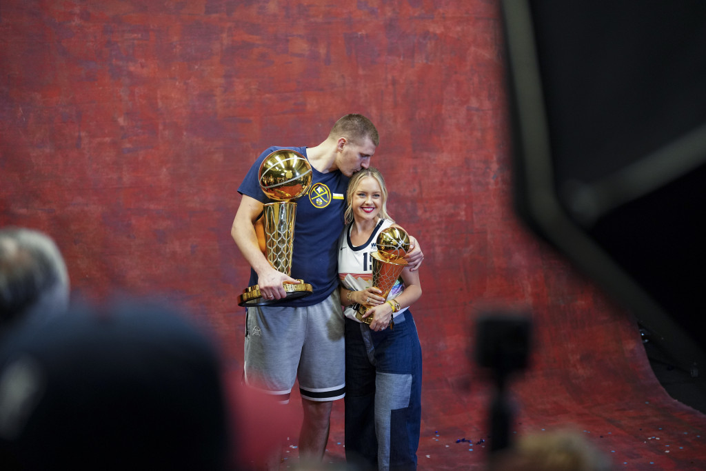 Natalija Jokić bila dete iz kolone Srba sa Korduna koje je hrvatska Oluja oterala sa ognjišta! (FOTO)