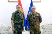 Načelnik Generalštaba Vojske Srbije se sastao sa komandantom Kfora: Želimo da izbegnemo pogoršanje bezbednosne situacije