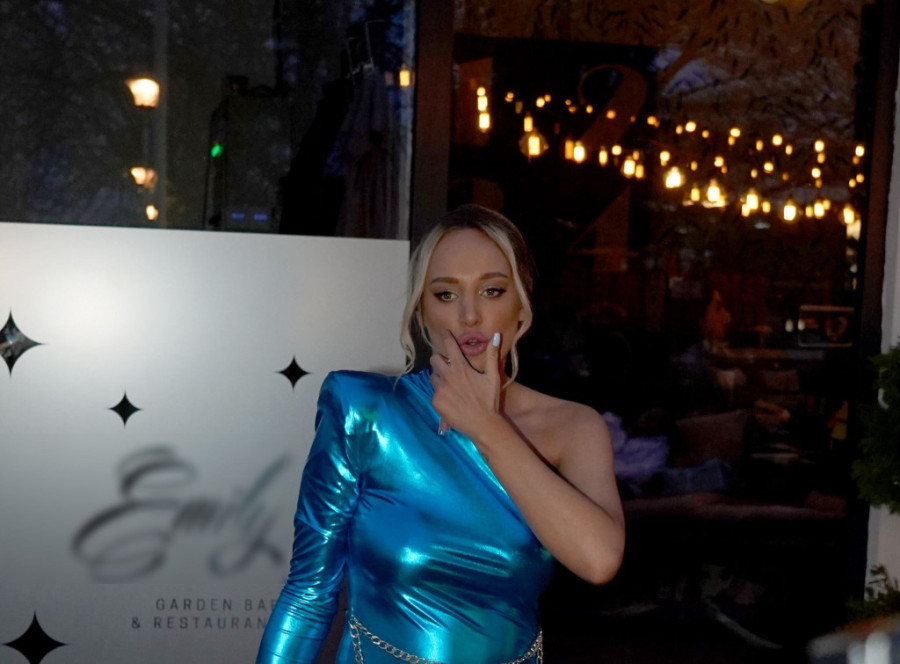 Lazići baš "zaglavili" na Maldivima! Pevačeva žena otkriva kakva je tačno situacija - dotakla se i finansija (FOTO)