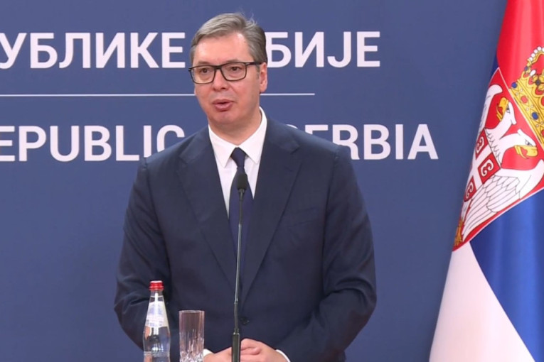 Predsednik Vučić obraća se danas naciji