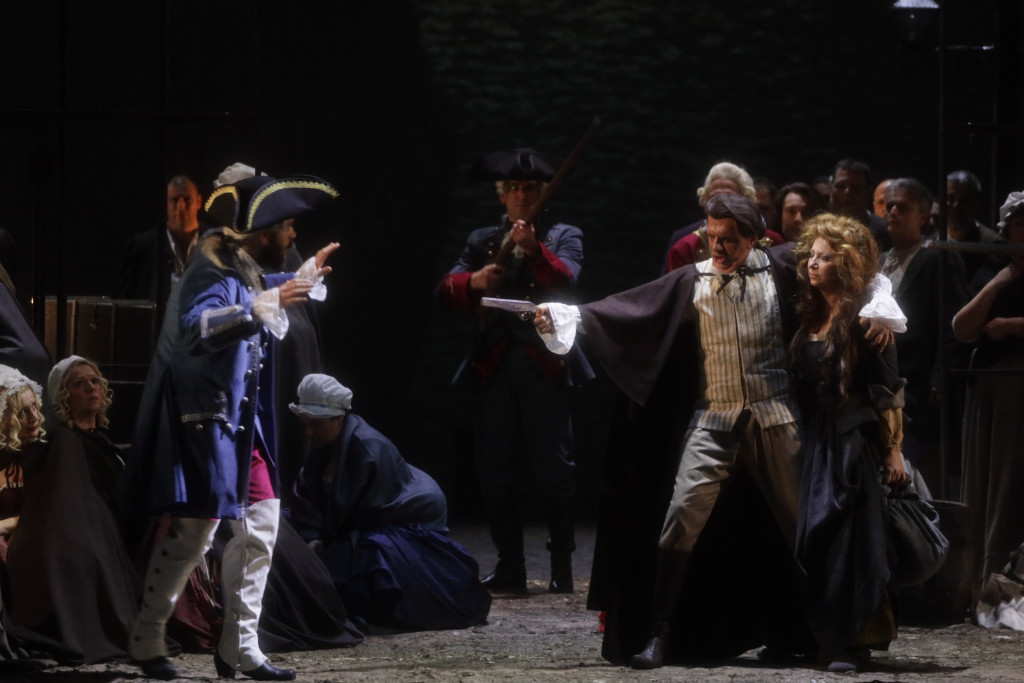 Narodno pozorište sa Pučinijevom „Manon Lesko“ u Bukureštu: Opera prepuna strasti dvoje ljubavnika (FOTO)