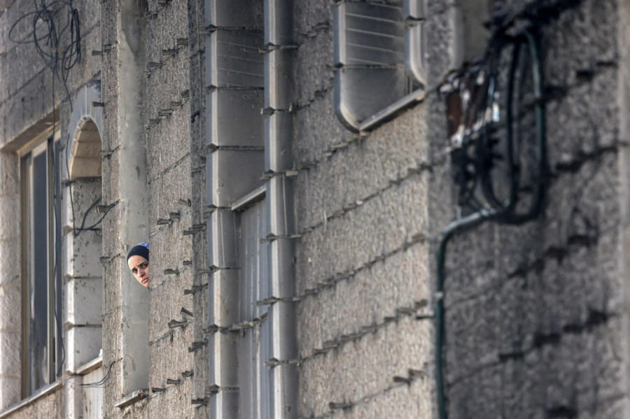 Pogrom nad Palestincima: Izraelci se iživljavaju nad njima, dok vojska gleda kako ih kamenuju i spaljuju im kuće (VIDEO/FOTO)