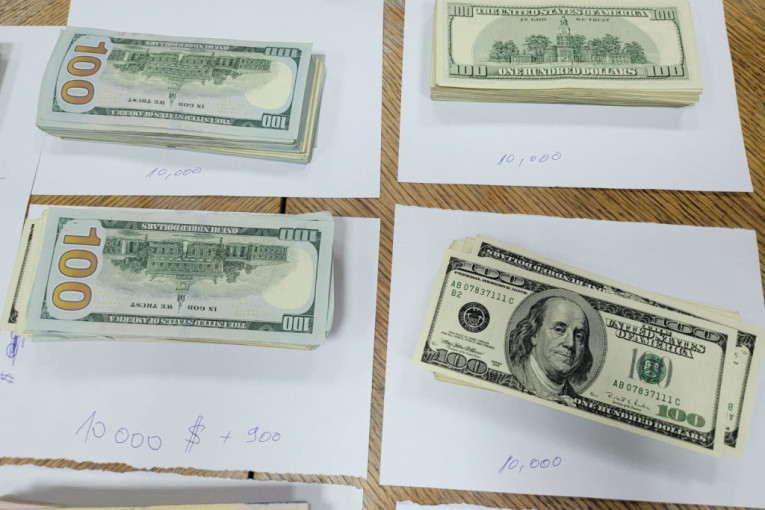 Lažni dolari iz Žablja: Policija upala u kuću falsifikatora, pogledajte koliko su novčanica pustili u opticaj