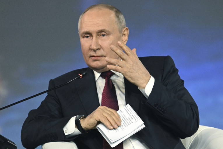 Putin: Rusija će biti suverena ili uopšte neće postojati
