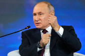 Putin poručio: Videli ste kako gore "leopardi", goreće i F-16, a Kijev više nema snage