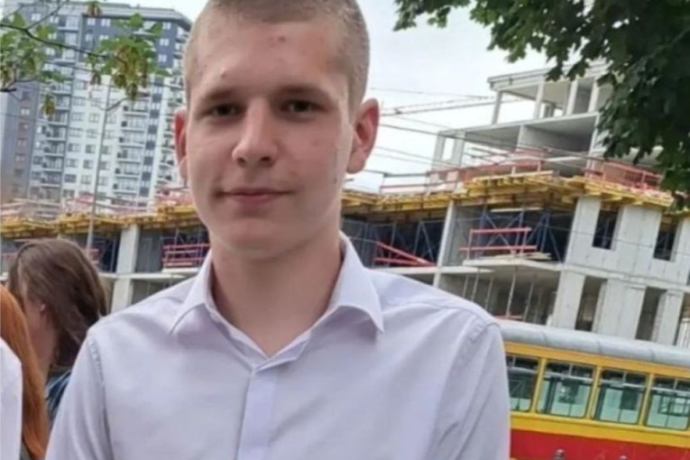 Nestao dečak u Beogradu! Luki (14) se od juče gubi svaki trag