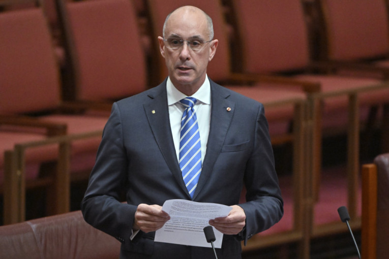 Australijski senator u središtu seksualnog skandala! (VIDEO)