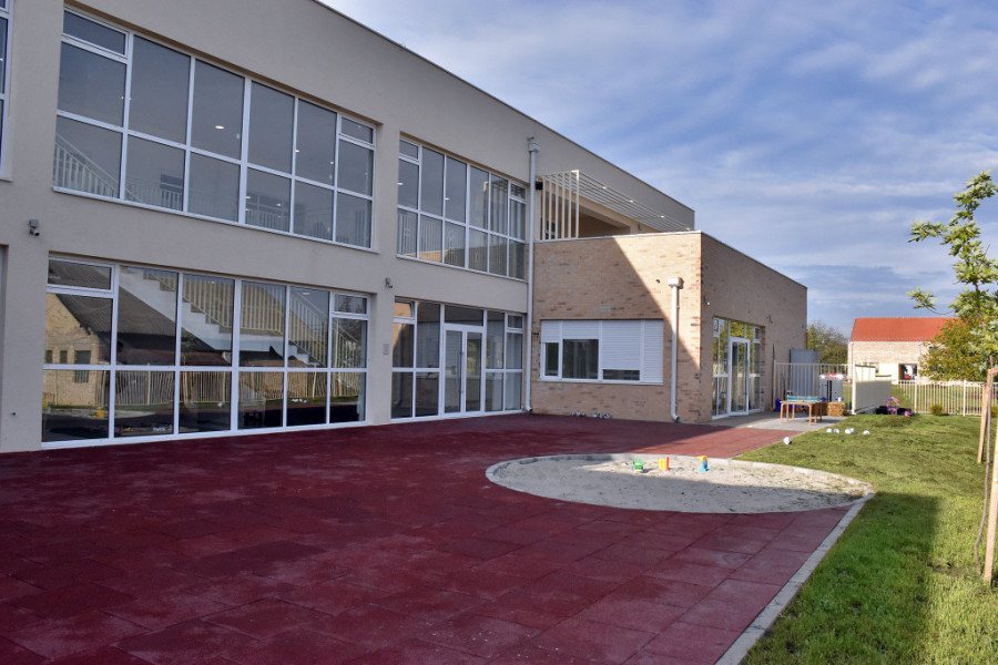 Gradonačelnik Đurić za Dnevnik: Podrška porodicama sa decom sve veća