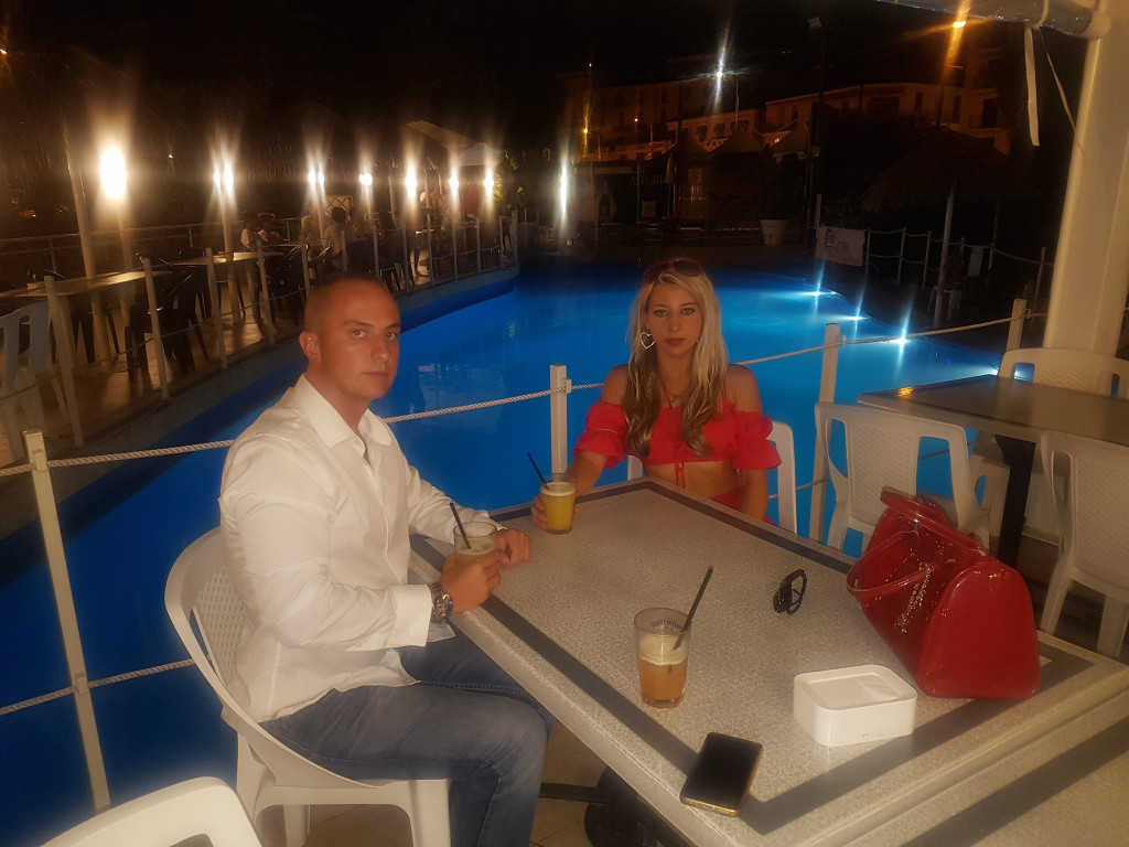 Misterija! Ušla je u kuću, ali nije izašla, a tamo nema tragova nasilja: Anstasijin otac i brat tvrde da njen dečko nema veze sa zločinom