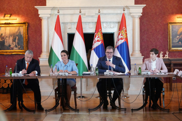 Vučić: Ovo je istorijski korak za Mađarsku i Srbiju! Potpisani sporazumi posle sednice Strateškog saveta