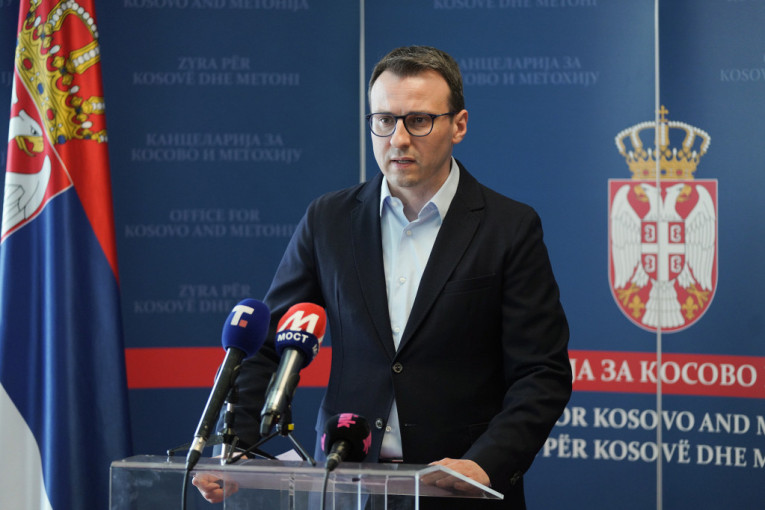 Petković: Umesto da odgovaraju policajci zbog upotrebe prekomerne sile, protiv Srba se podižu prijave