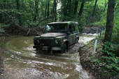 Pripadnici Vojske Srbije započeli obuku za upravljanje terenskim vozilima u mirovnim operacijama (FOTO)