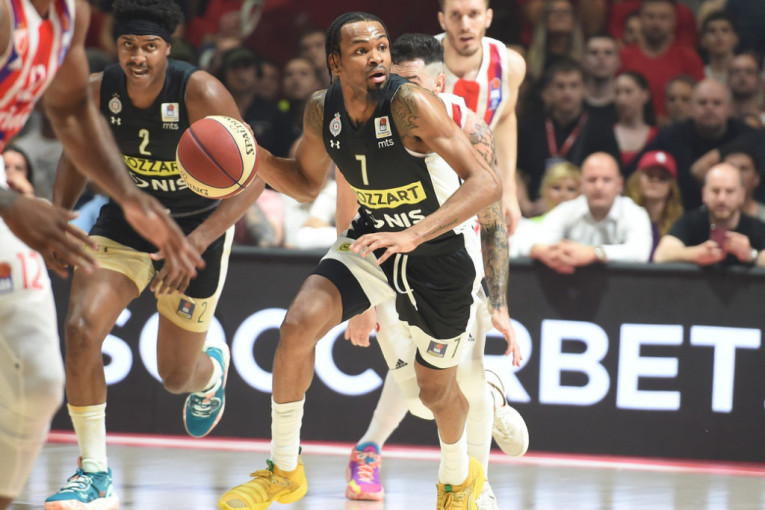 Zvezda vratila finale ABA lige pred Grobare! Kampaco sprečio kockanje i odbranio crveno-beli Pionir! (VIDEO)