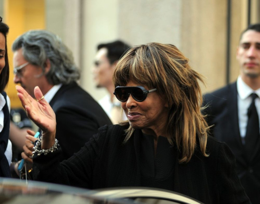 Muž je krvnički tukao, oba sina joj preminula, tek na zalasku života pronašla mir: Ovako se sudbina poigrala s Tinom Tarner