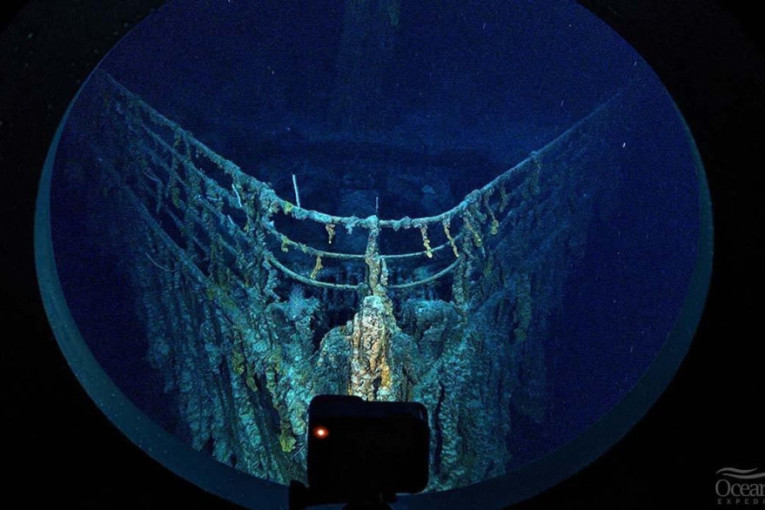 Potraga za nestalom podmornicom Titan: Kako se odvija, gde sve traže i šta će se desiti ako je zaista na dnu okeana?