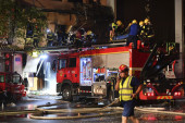Bukti požar u kući u Mostaru: Vatrogasci na terenu, ne zna se da li ima povređenih