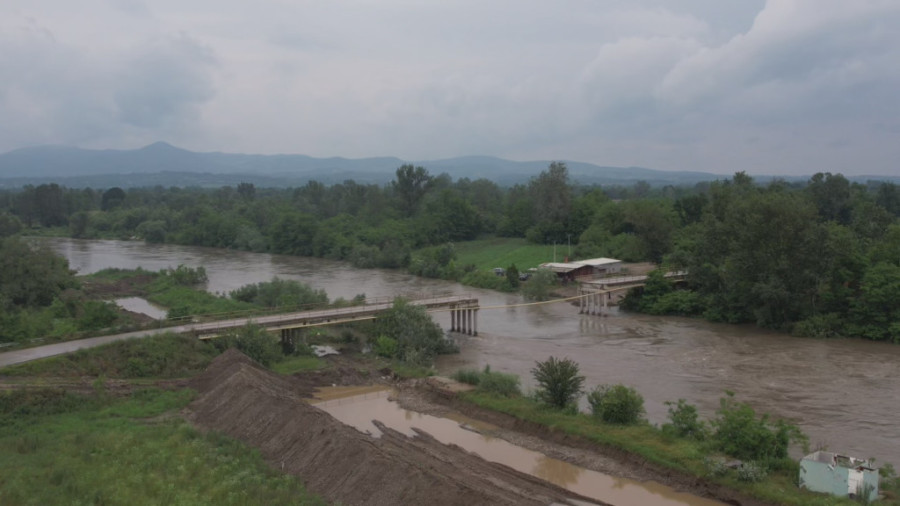 Najtužnija slika poplava u Srbiji: Više od godinu dana trebaće da se izgradi novi most preko Zapadne Morave u selu Mrčajevci