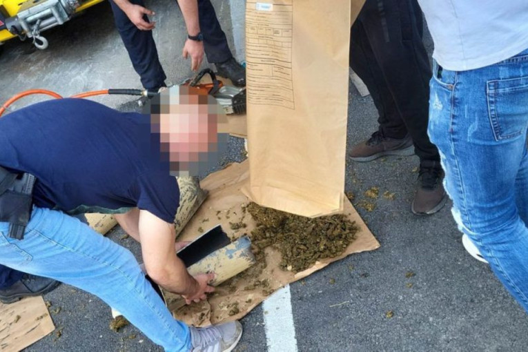 "Pao" Turčin na Gradini: U metalne cevi sakrio više od 20 kilograma droge (FOTO)