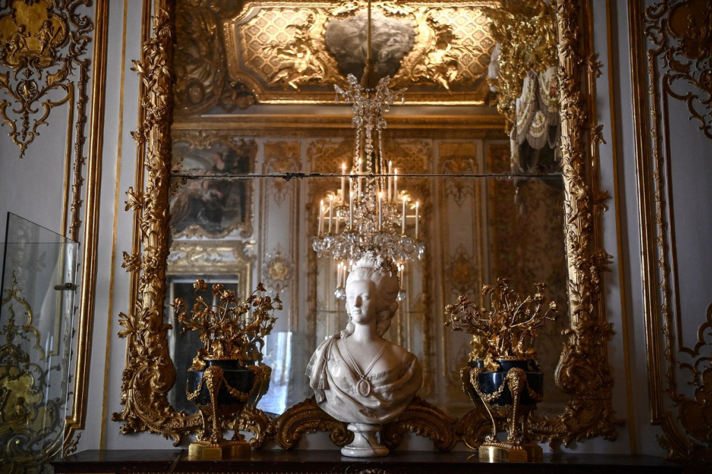 Versajska palata slavi 400 godina: Odaje Marije Antoanete, sakrivene iza tajnih vrata, otvorene za javnost (FOTO)