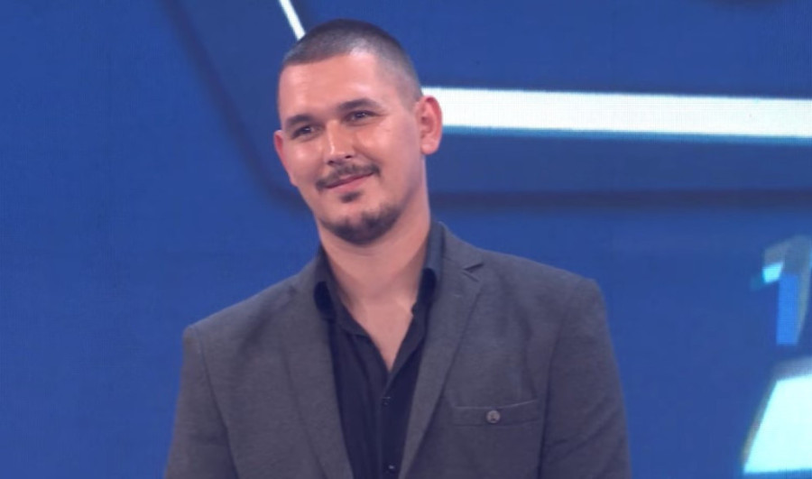 Umalo se "potukao" sa Cecom u "Zvezdama Granda", osvojio drugo mesto, a sada čeka dete: Pevač presrećan! (VIDEO)