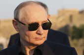Iznenadna poseta: Vladimir Putin u rodnom kraju svoje porodice (VIDEO)