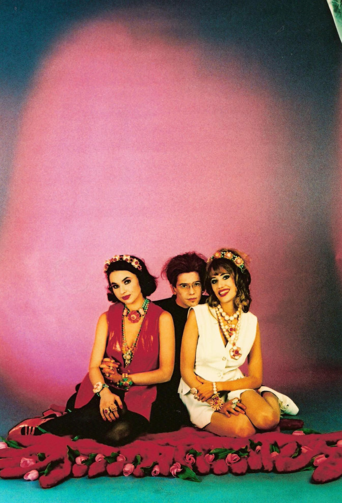 Zlatni vinil albuma „Lacrimae Christi“ grupe Videosex: Novi zvuk kultnih pesama (FOTO/VIDEO)