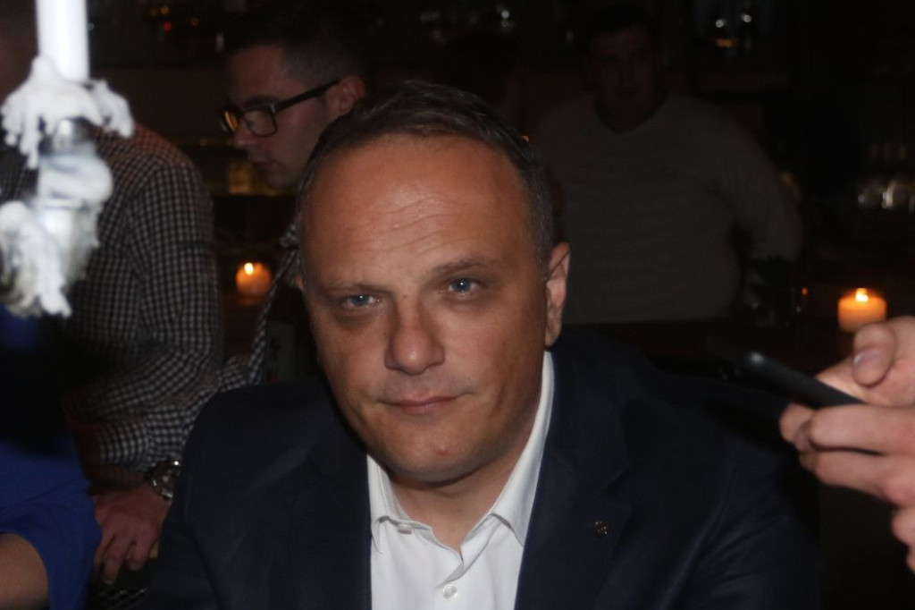 Čuroviću majka umrla na rukama! Sve što je imala ostavila je njegovoj ćerki: Tad sam bio beskućnik, razveden, prijatelji su me podigli s dna