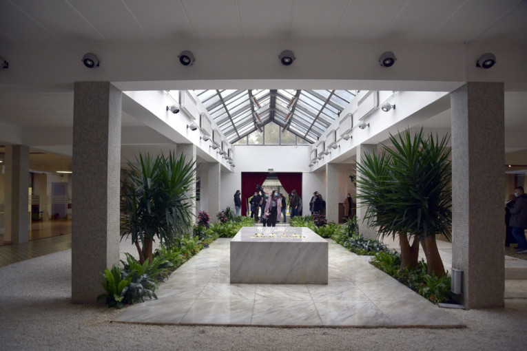 Od vuče kofera po pesku do pijanih Engleza i ludog motoriste: Šta sve može da ti se desi na letovanju ili kako sam prošao kao bos po trnju?