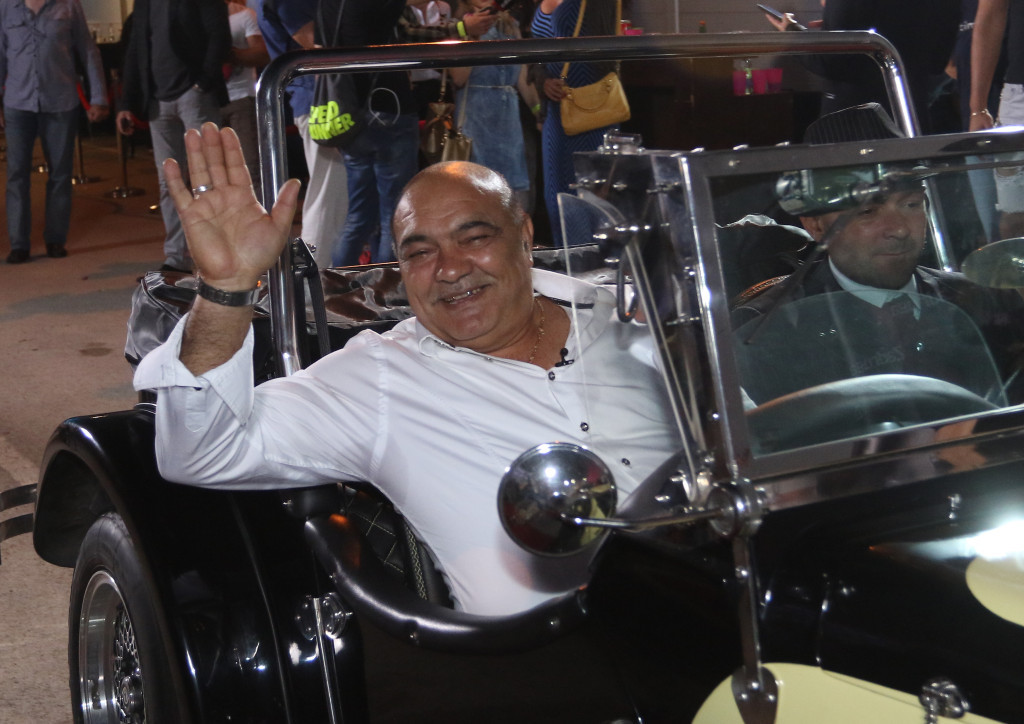 Ana Nikolić slomljena zbog smrti oca, uputila mu potresnu poruku: Volim te zauvek!