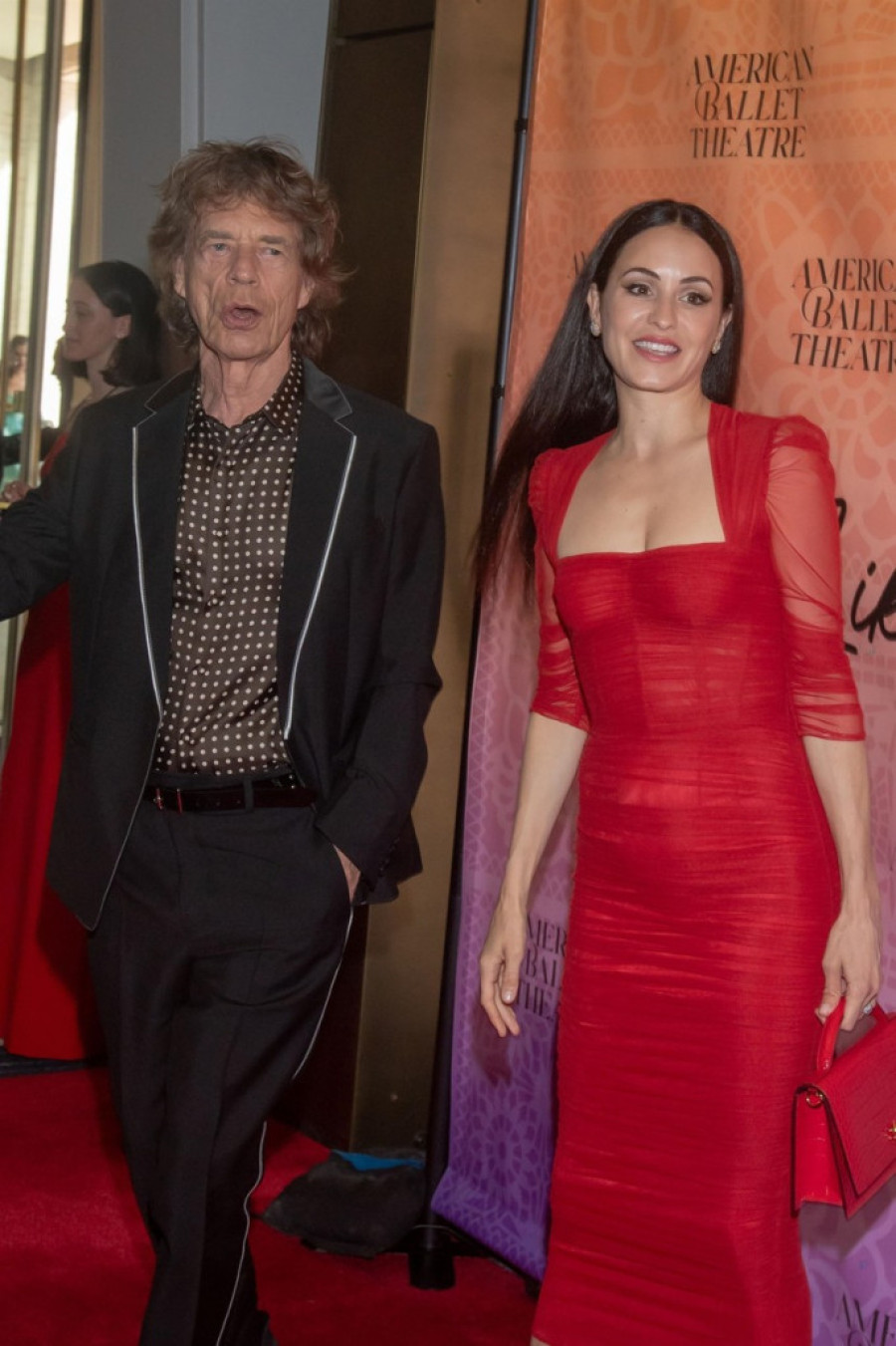 Mik Džeger verio se s 44 godine mlađom devojkom: Zajedno su skoro deceniju, imaju i sina, a bili su u otvorenoj vezi