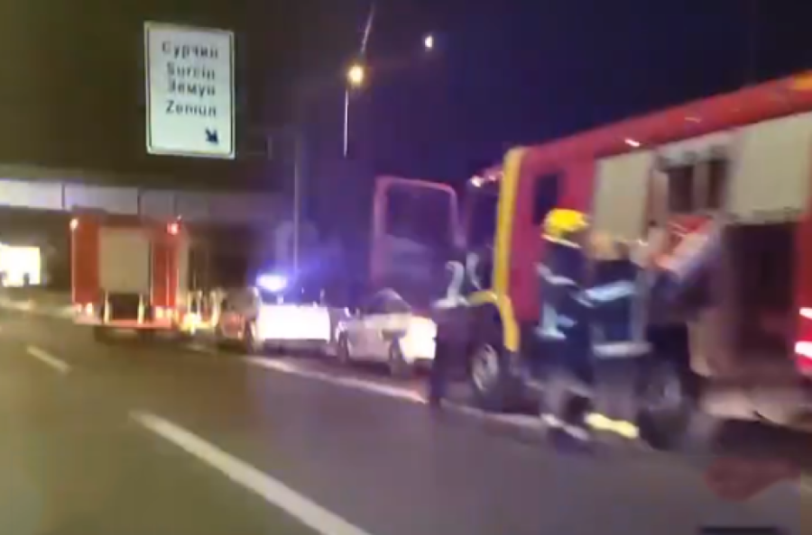 Vozač "opela" divljao kod Geneksa: Sleteo sa auto-puta, pa završio na krovu - tri osobe povređene