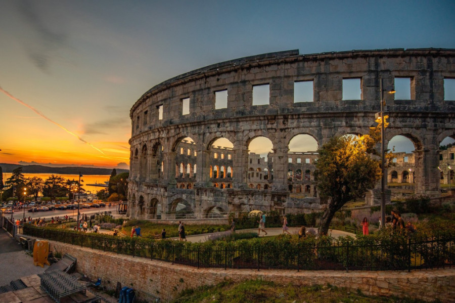 Zlatni jubilej kultnog jugoslovenskog filma "Derviš i smrt": Svečana projekcija na festivalu u Puli gde je prvi put prikazan pre 50 godina