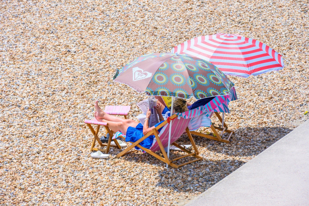 Od vuče kofera po pesku do pijanih Engleza i ludog motoriste: Šta sve može da ti se desi na letovanju ili kako sam prošao kao bos po trnju?